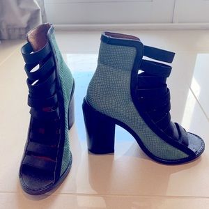 Sixty seven - free people brand new straps boots
